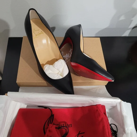 Authentic Christian Louboutin Iconic Black Kate Pumps 3.9" - Picture 4 of 13